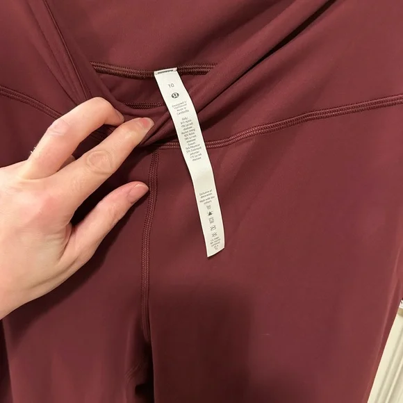 Lululemon Flare Pant Nulu BNWT! - Picture 10 of 11